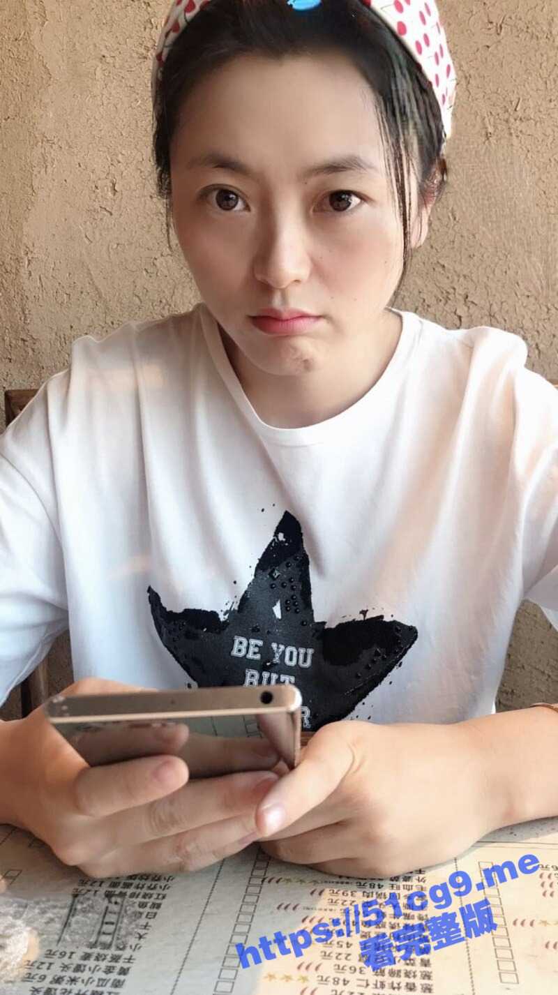 清纯美女 刘嘉莉 绿帽癖男友找单男上演3P 极品身材穿上情趣内衣与网袜真的好性感 - 51吃瓜网-51吃瓜网