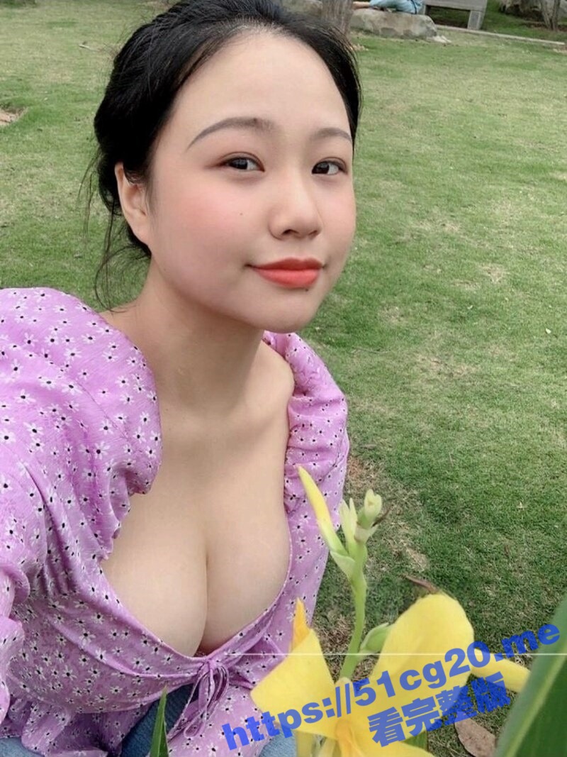 微博大V网红 超级清纯的童颜巨乳反差婊 阿娇妹 为土豪前男友录制 漏出巨乳的发骚视频 - 51吃瓜网-51吃瓜网