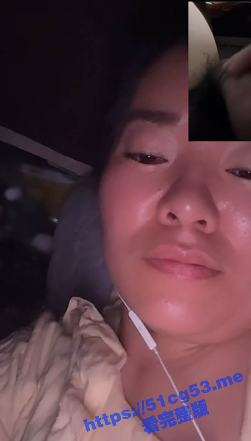 河南某中学英语老师 徐慧珊 因老公满足不了自己 长期和老公分房睡 饥渴难耐和炮友裸聊扣逼视频曝光 - 51吃瓜网-51吃瓜网