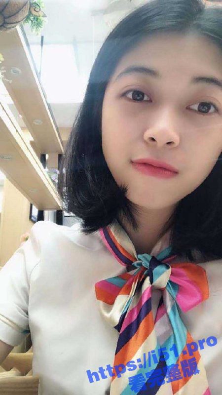 广州高颜值骚货人妻 背着老公吃屌被炮友后入 翘臀白嫩诱人 边玩王者边挨操 吃屌的技术绝对一流-51吃瓜网