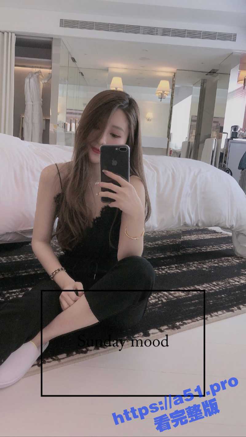 瓜友分享骚逼女友 张楠楠 看着平时挺女神 其实是个淫荡性欲旺盛的母狗 平生两大爱好 吃鸡巴和车震！ - 51吃瓜网-51吃瓜网