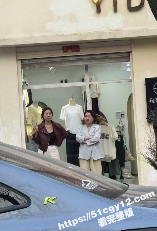 河北街头再现人间惨剧！畜生儿子为小三出头 竟当街暴打亲爹妈 年迈双亲险些殒命！-51吃瓜网