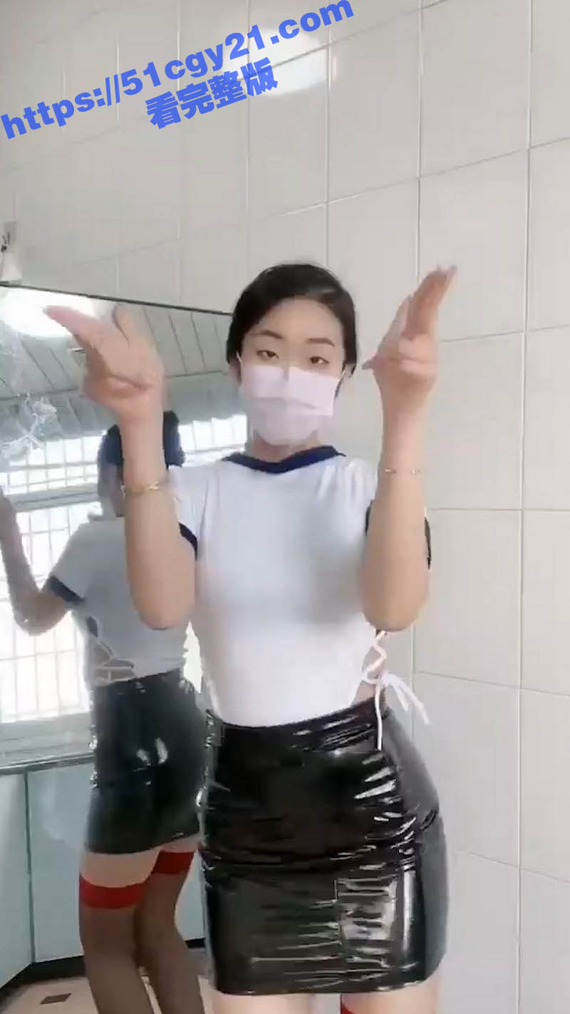 快手巨乳萝莉小惠子福利合集！圆润大奶在镜头前肆意晃动 肥美嫩逼各种自慰抽插 让人舍不得眨眼！ - 51吃瓜网-51吃瓜网