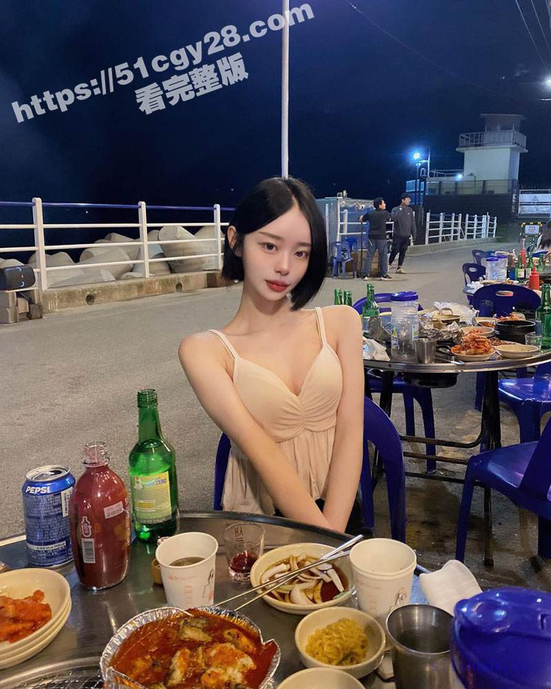 釜山网红 美元曾伊mllnjx 最新热舞福利炸全网 反差女神丁字裤骚舞 火辣到心跳失控！ - 51吃瓜网-51吃瓜网