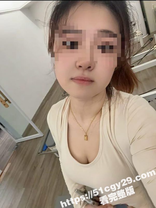 海角乱伦大神 轻松拿下嫂子 为了拿下嫂子计划良久 没想到一顿饭把计划打乱 没忍住把喝多的嫂子操了！-51吃瓜网