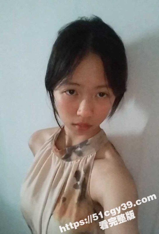 山东烟台学生妹 邓睿熙 不雅视频流出 清纯少女全裸自拍 掰穴揉搓淫骚自慰！-51吃瓜网
