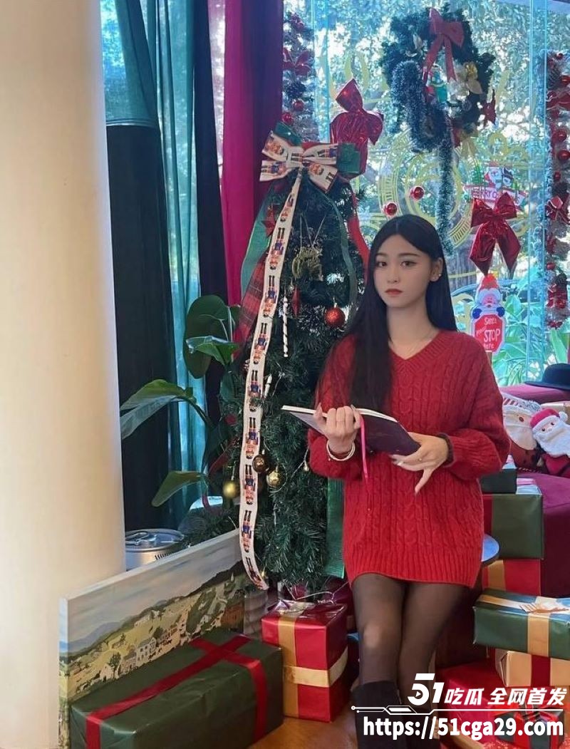 北海职业学院大四骚鸡 何丽芳 性爱视频流出 吵架后约炮友玩内射 复合再让男友无套狂欢！ - 51吃瓜网-51吃瓜网