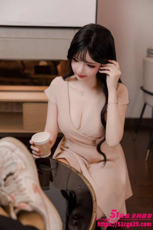极品网黄 雪晴Astra 写真诱惑视频流出 饱满双峰呼之欲出 玉足美穴挑逗镜头 淫荡至极！-51吃瓜网
