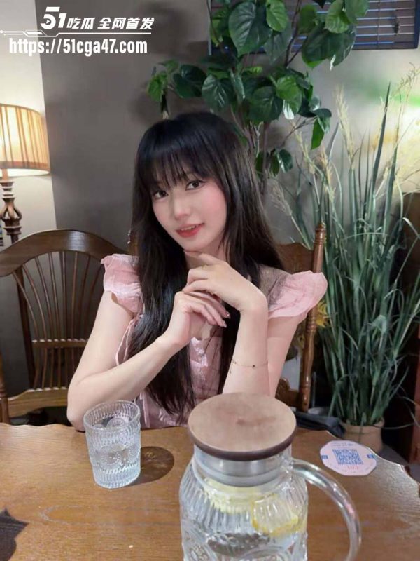 陕西调教大神 383s 最新约炮极品女大 拍打阴蒂淫语羞辱 后入虐臀啪啪声直冲云霄！-51吃瓜网