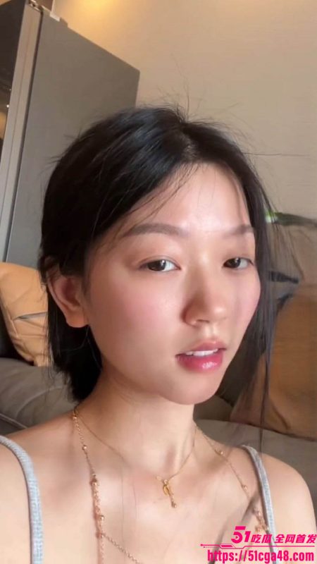 剪辑大神 绿猫 最新作品 绿帽男友梦想成真 女友被调教轮奸 全程配字幕代入感极强！-51吃瓜网