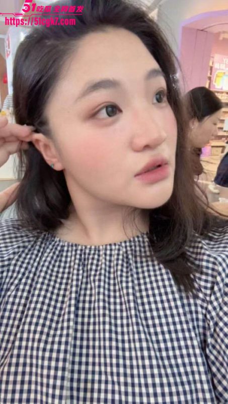 河北石家庄幼师 杨宇彤 高冷外表藏骚心 夜晚化身撩人精骚话连篇 手指揉搓骚穴 淫水流淌！-51吃瓜网