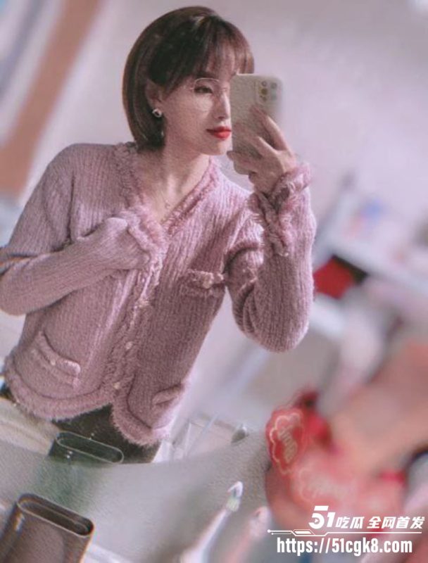 广东运营少妇 吴美欣 为签合同被领导潜规则 兔女郎深喉口交 骑乘狂野 丰乳肥臀极致淫靡！-51吃瓜网