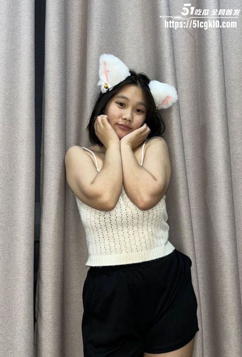 河南清纯少女 刘芷晴 被炮友拉到烂尾楼野战偷情 激情口交大鸡巴直捣花心 骚穴被操到高潮不止！ - 51吃瓜网-51吃瓜网