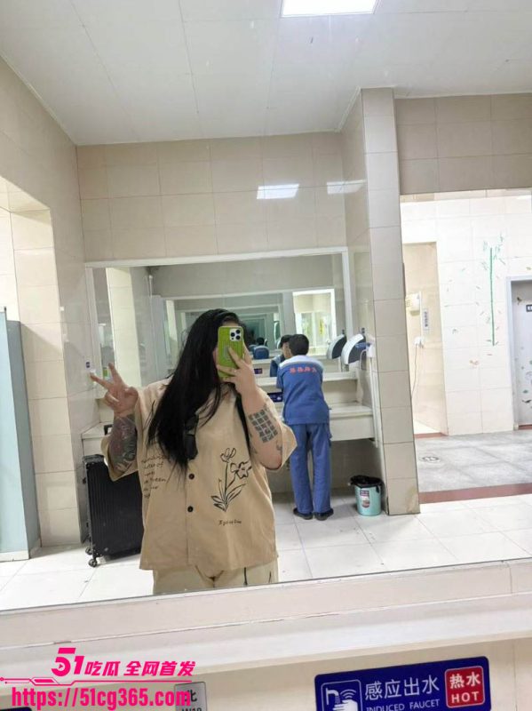 极端女权 大鹅 百人群黑料曝光 自曝与无数炮友拳交啪啪 各种性调教配合露骨言论 炸裂全网！-51吃瓜网