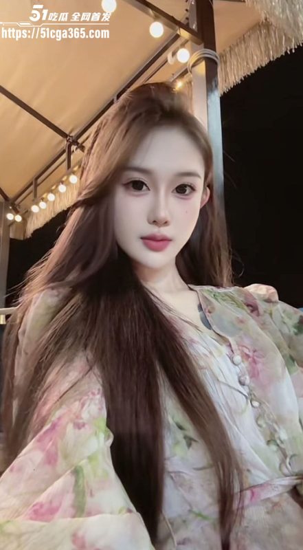 极品高颜值网红 欧阳娜 被土豪重金拿下 御姐气质风情万种 豪乳傲然诱人至极！-51吃瓜网