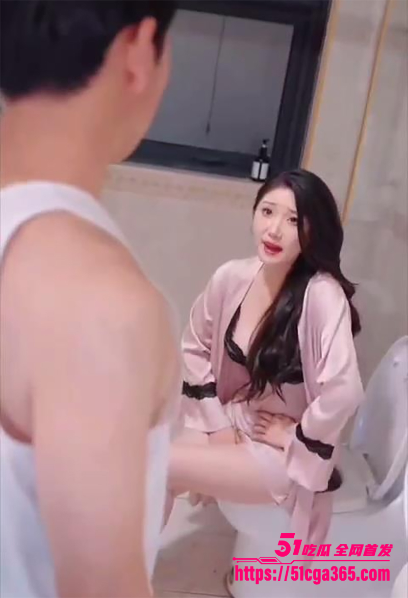 超淫擦边短剧 公媳情深 完整版流出 健壮公公诱奸美艳儿媳 偷操梦游亲家母 一人激战淫乱母女 共谱双飞乱伦大戏！ - 51吃瓜网-51吃瓜网