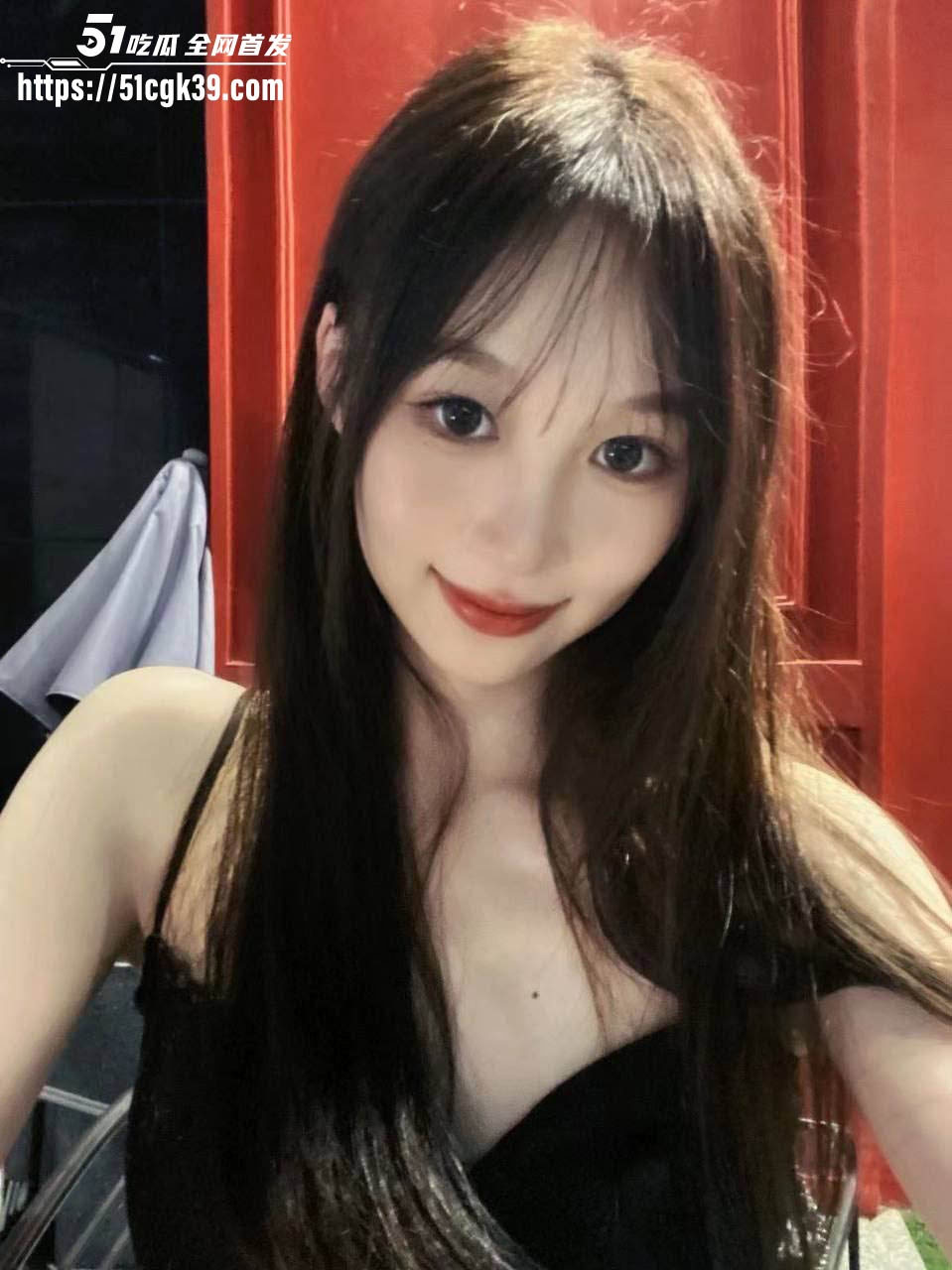 福建网红公司前台 刘欣怡 被老板潜规则视频流出 外表高冷实则床技高超 深喉足交多体位样样精通！ - 51吃瓜网-51吃瓜网