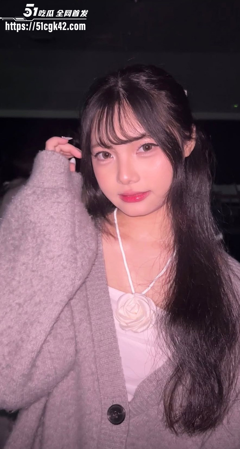 极品高颜值学妹 林雨桐 私拍视频流出 绝美颜值双峰挺翘 完美身材散发致命诱惑 肛塞后入玩法淫骚！ - 51吃瓜网-51吃瓜网