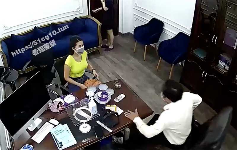 整容医院院长对患者负责 凡是漂亮的美女 必须要亲自复检！-51吃瓜网
