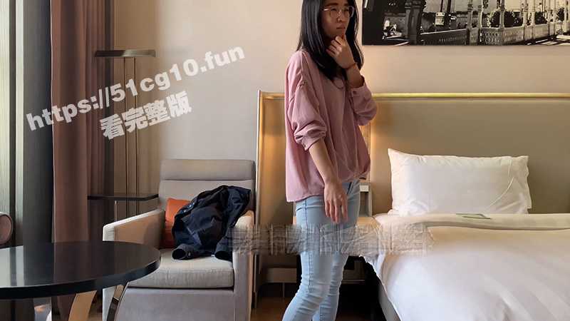 “你的鸡吧比我老公的大！” PUA大佬约炮24岁诊所工作良家人妻 无套内射 对话多超刺激！1小时完整版-51吃瓜网