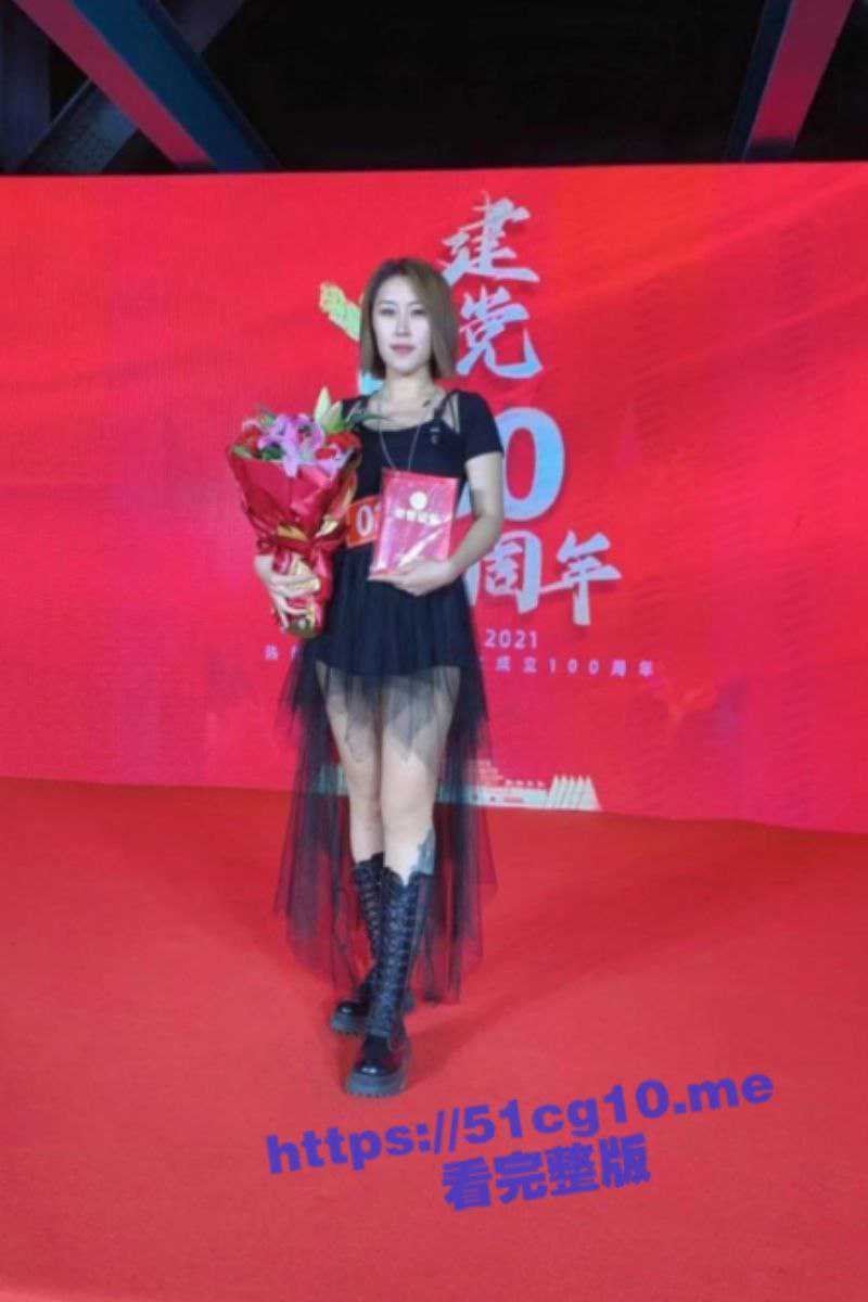 福州市文工团宣传部职工半老徐娘『王钰梅』睡同单位小鲜肉怀孕 被绿帽老公发现 事发后淫秽视频曝光 - 51吃瓜网-51吃瓜网
