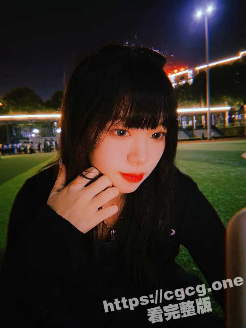 九江职业大学高颜值反差美女 谢安雪 性瘾大长腿嫩妹 被大肉棒男友怒怼大叫 高潮不断！ - 51吃瓜网-51吃瓜网
