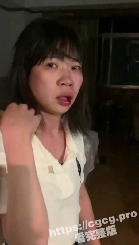 抓奸现场！潮汕排骨哥带兄弟 宾馆抓偷情骚妻 15分钟长视频完整版-51吃瓜网