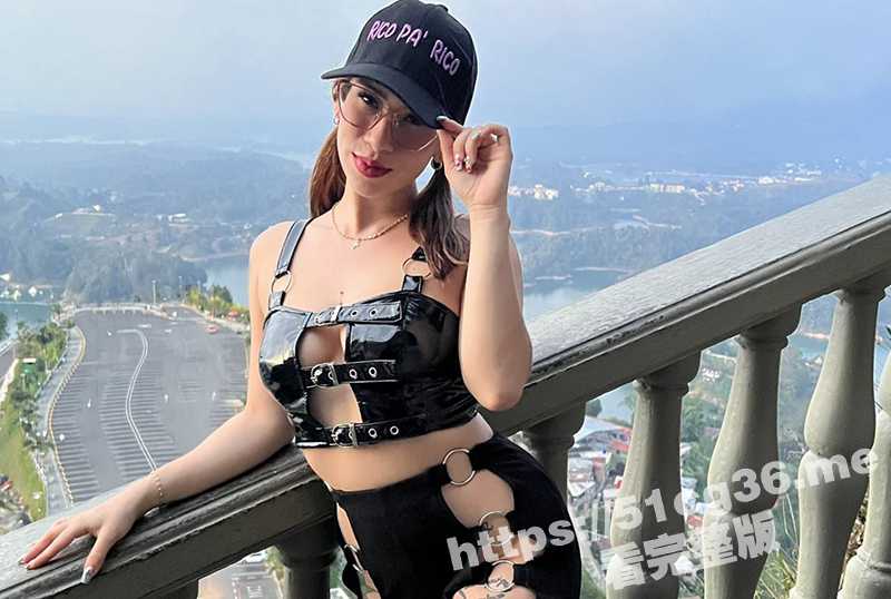 推特专玩年轻清纯极品女大大学生的刺青帅小伙 网约美术学院的黄发嫩妹换上开档黑丝被各种玩弄-51吃瓜网