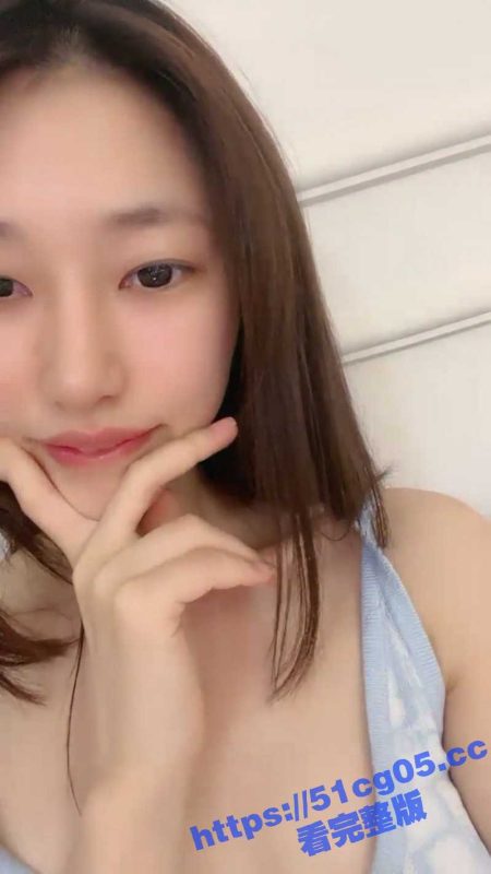 重庆某集团公司白领 小兔丫丫 极度反差刺激 直播洗澡 聊自己和前男友打野战KTV做爱-51吃瓜网