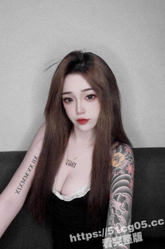 酒吧真是个好地方啊 总有那些不自量力的醉酒女孩 酒吧捡尸性感纹身妹 带到酒店无套爆操-51吃瓜网