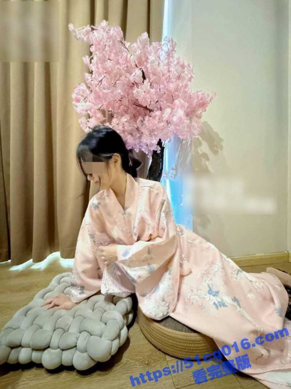 海角大神意淫自己妹妹新作 日式酒店一日游 白虎白嫩肥鲍的妹妹尽情展示自己身材-51吃瓜网