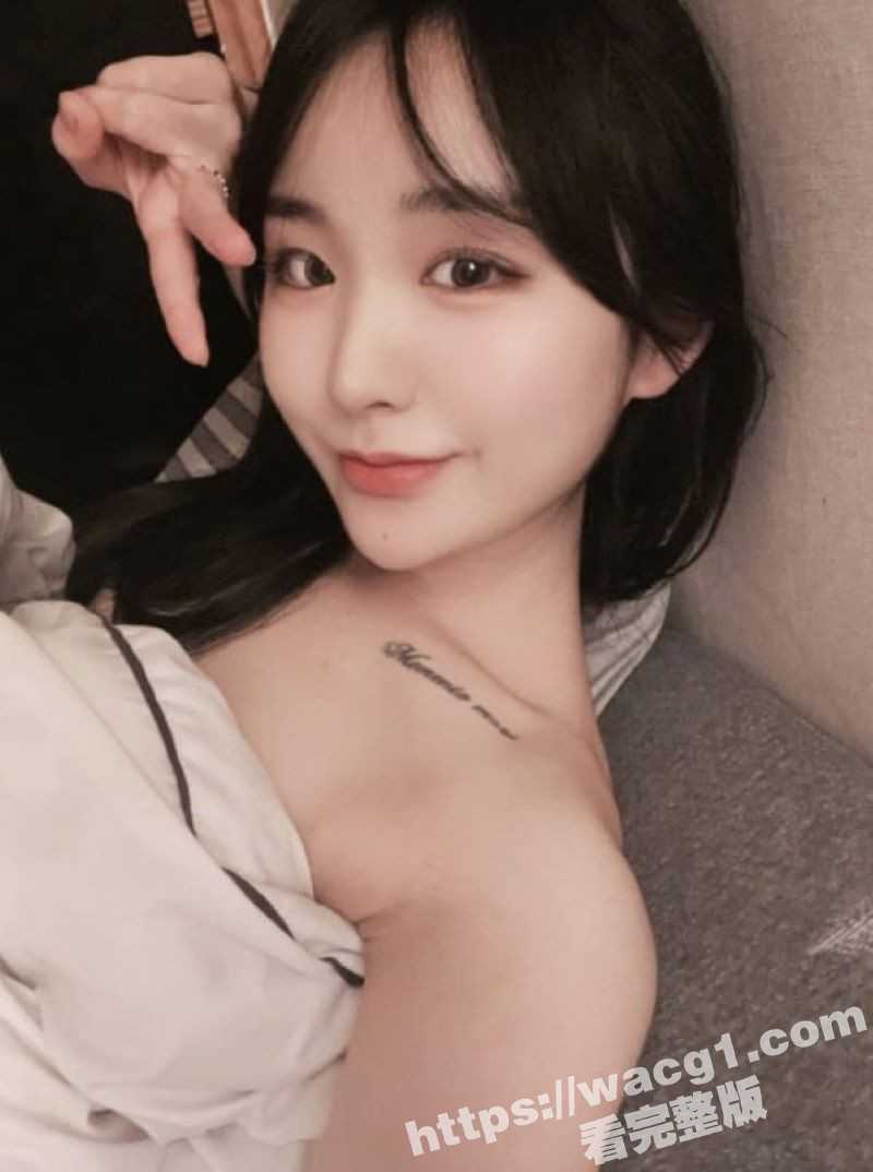 颜值超高的韩国妹子分手遭前男友爆出大庭广众口交颜射还有做爱自拍视频 妹子颜值身材都属一流 - 51吃瓜网-51吃瓜网