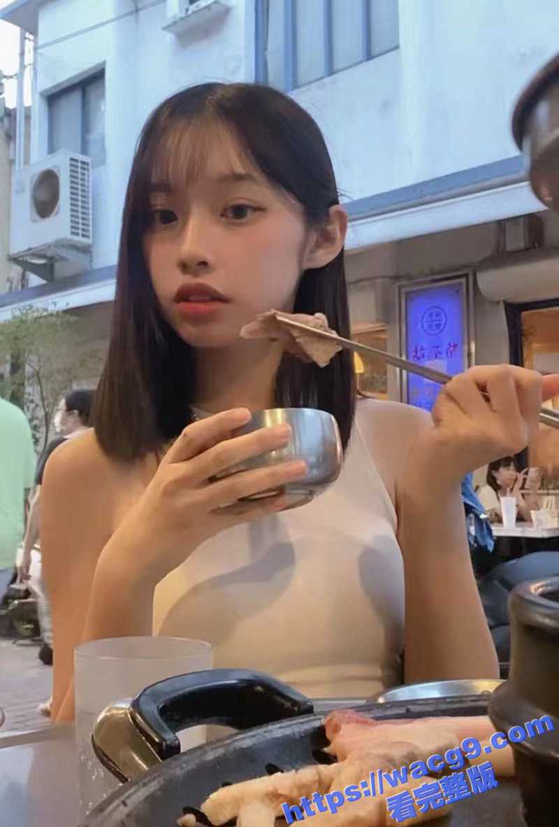 台湾慕洋婊史翔懿 蜜桃臀丁字裤大秀口技 健身教练被吸射 浓精全吞干干净净! - 51吃瓜网-51吃瓜网