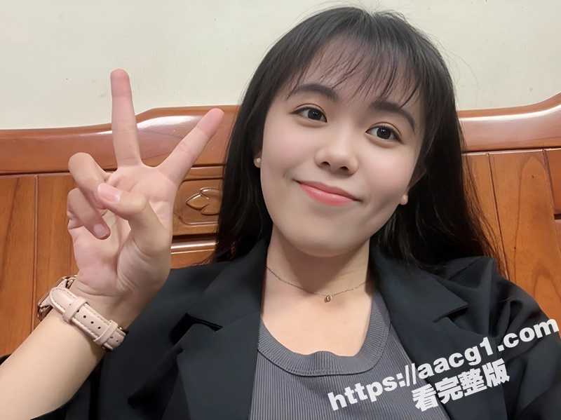 纯真少女遭恶意曝光 福建厦门极品嫩妹 王思雅 自慰大秀 淫荡表情粉嫩小穴 令人目眩神迷 - 51吃瓜网-51吃瓜网