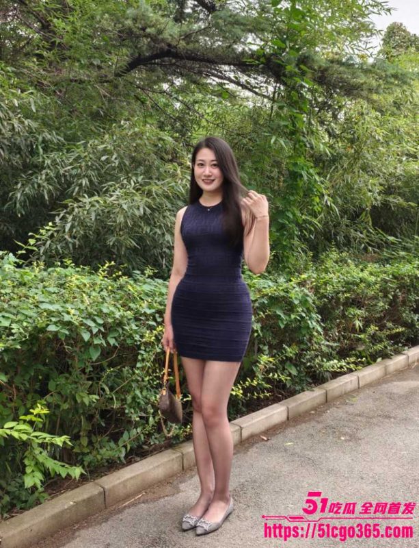 海角大神 我是奶气草莓 美女欠债无力偿还被堵在地下车库 威逼利诱下选择肉偿淫穴还债！-51吃瓜网